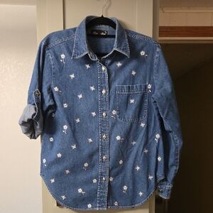 VTG Women's Blue Button Down Western Shirt with Floral Embroidery